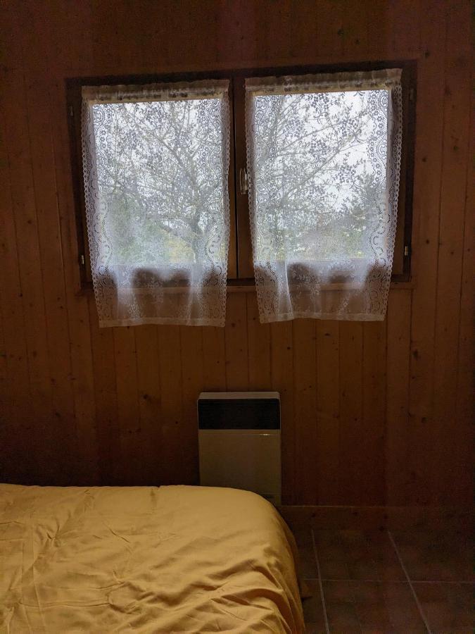Au Petit Chalet D'Illiers Combray - Salle D'Eau Uniquement Eksteriør billede
